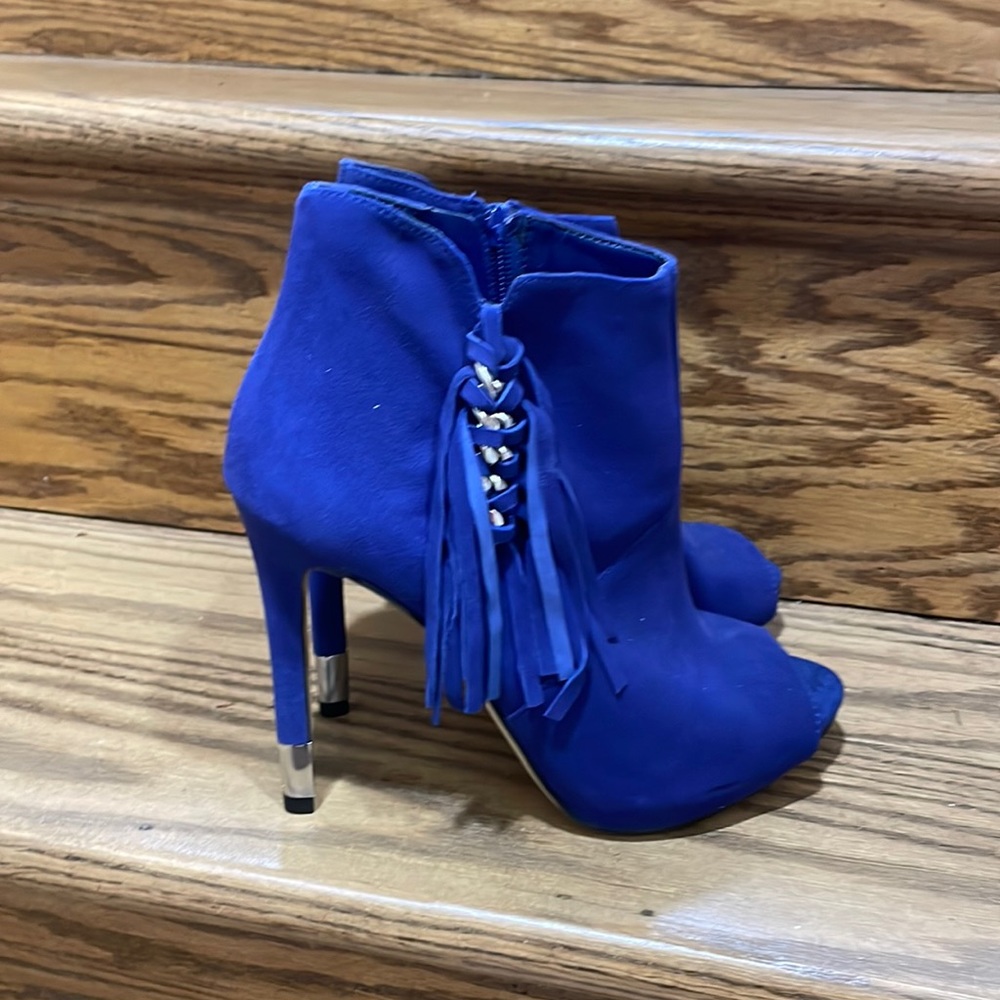 Blue suede peep toe booties